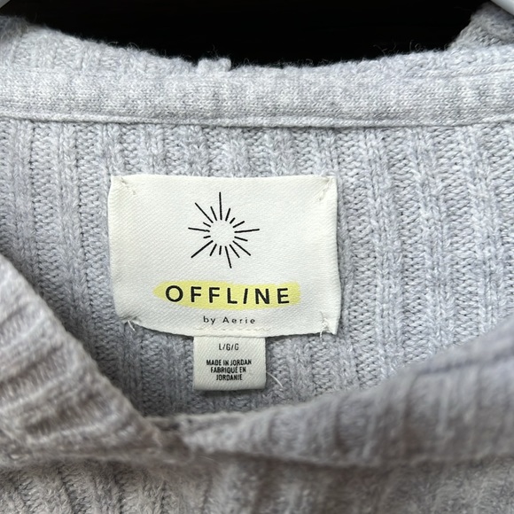 Crop Hoodie - Picture 2 of 3